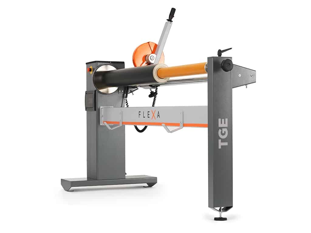 دستگاه نواربر (Roll Slitting)